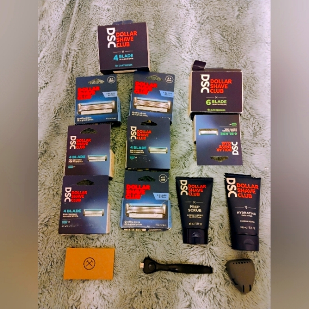 Dollar shave club men's razor kit lot